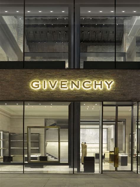 givenchy made in spain|the house of givenchy.